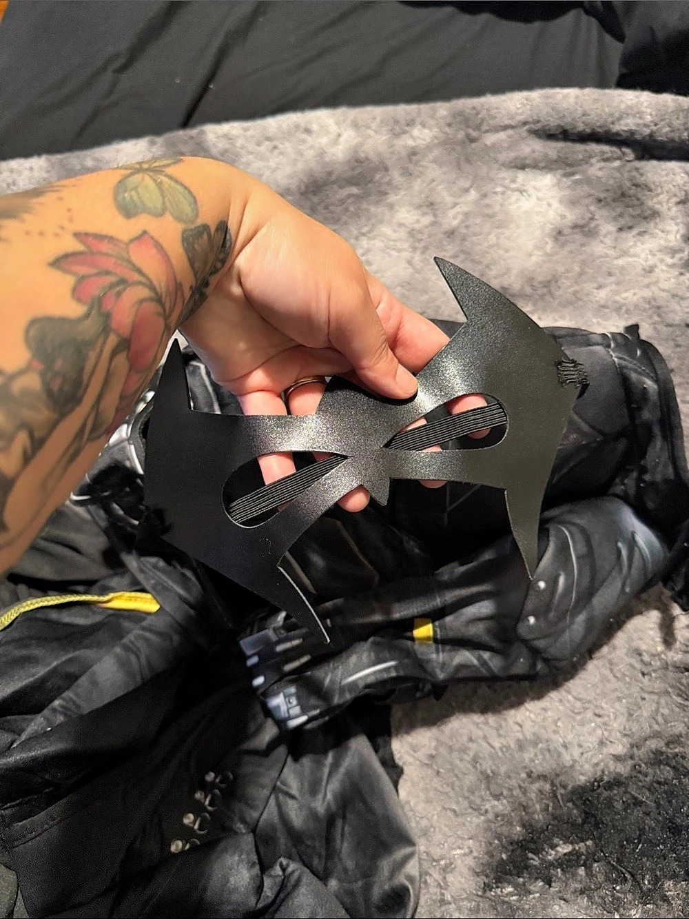 Batman Superhero Costume Boys Small Black - Picture 5 of 5